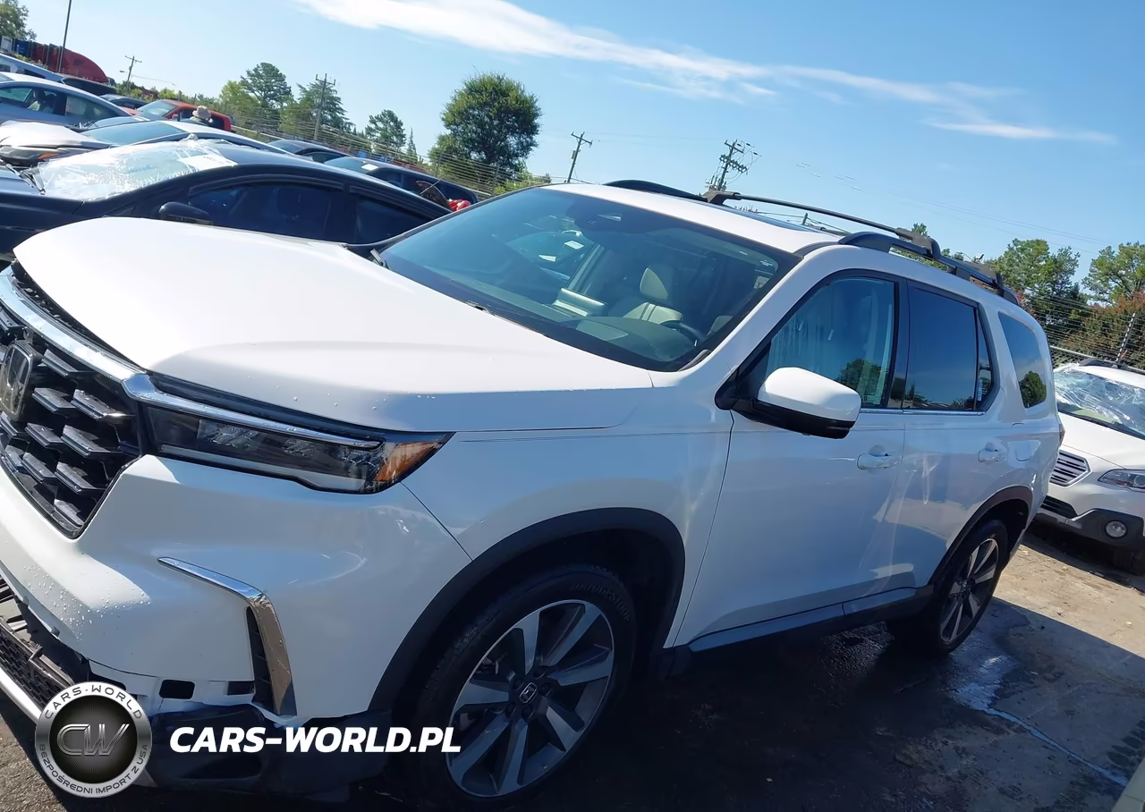 2025 Honda Pilot Elite VIN:5FNYG1H8XSB121847 - 14
