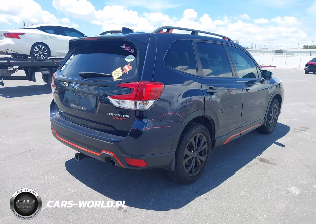2021 Subaru Forester Sport VIN:JF2SKARC9MH575423 - 4