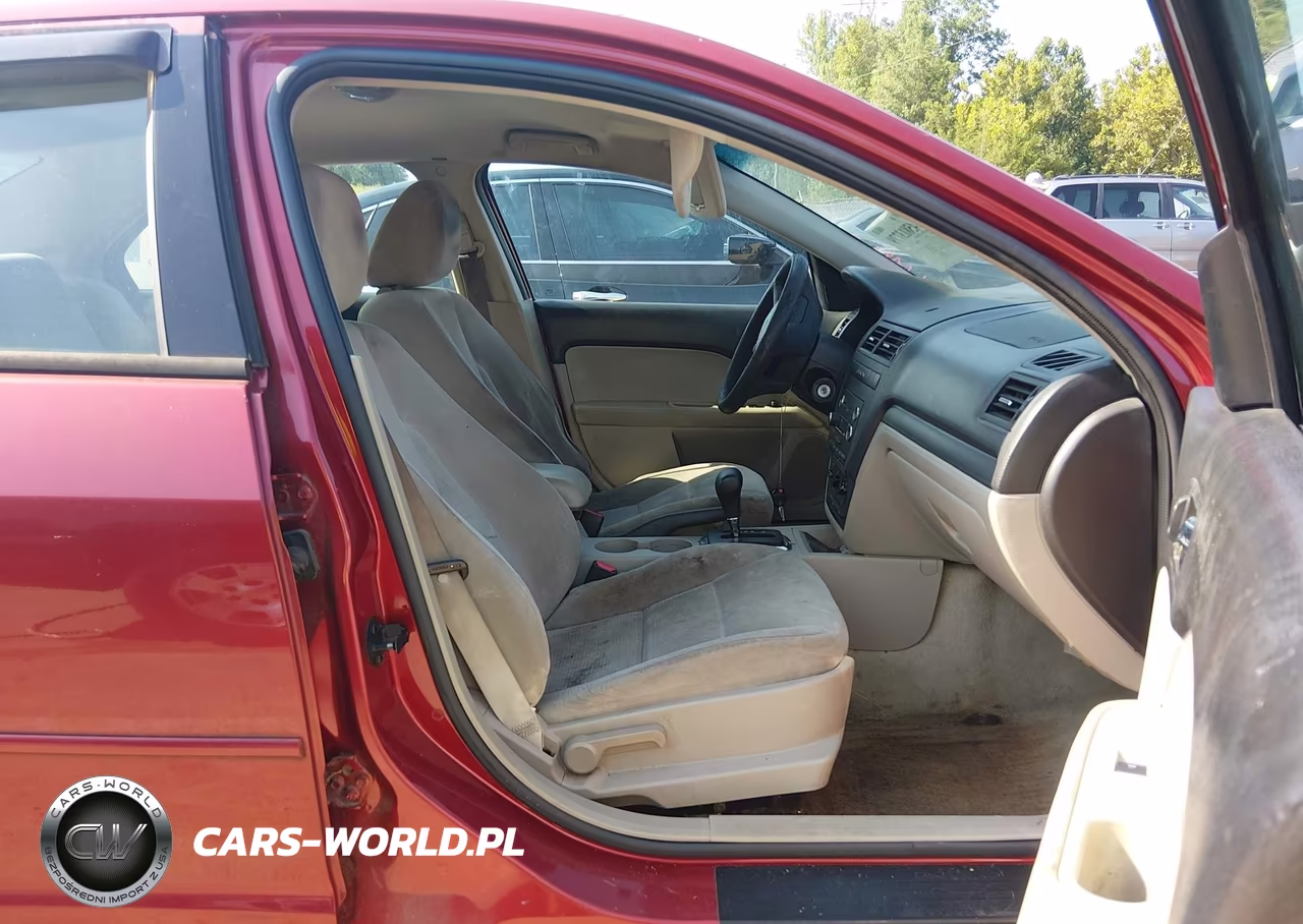 2009 Ford Fusion S VIN:3FAHP06Z39R110192 - 5