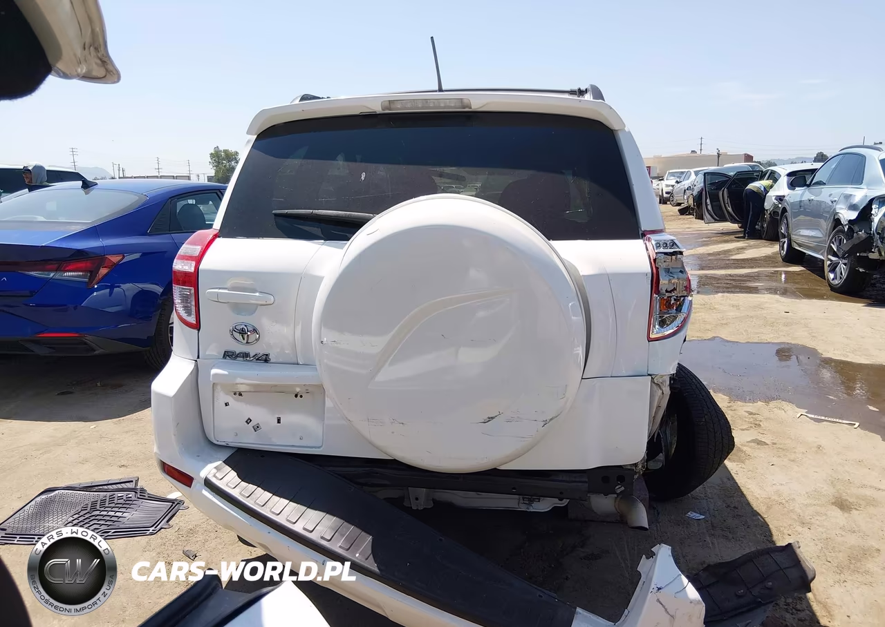2011 Toyota Rav4 VIN:2T3ZF4DVXBW099864 - 17