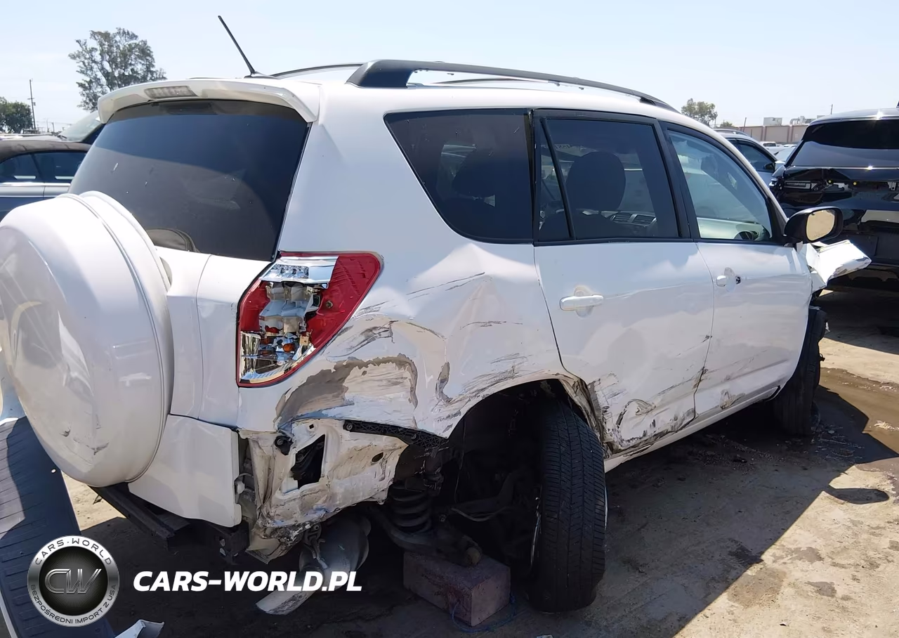 2011 Toyota Rav4 VIN:2T3ZF4DVXBW099864 - 4