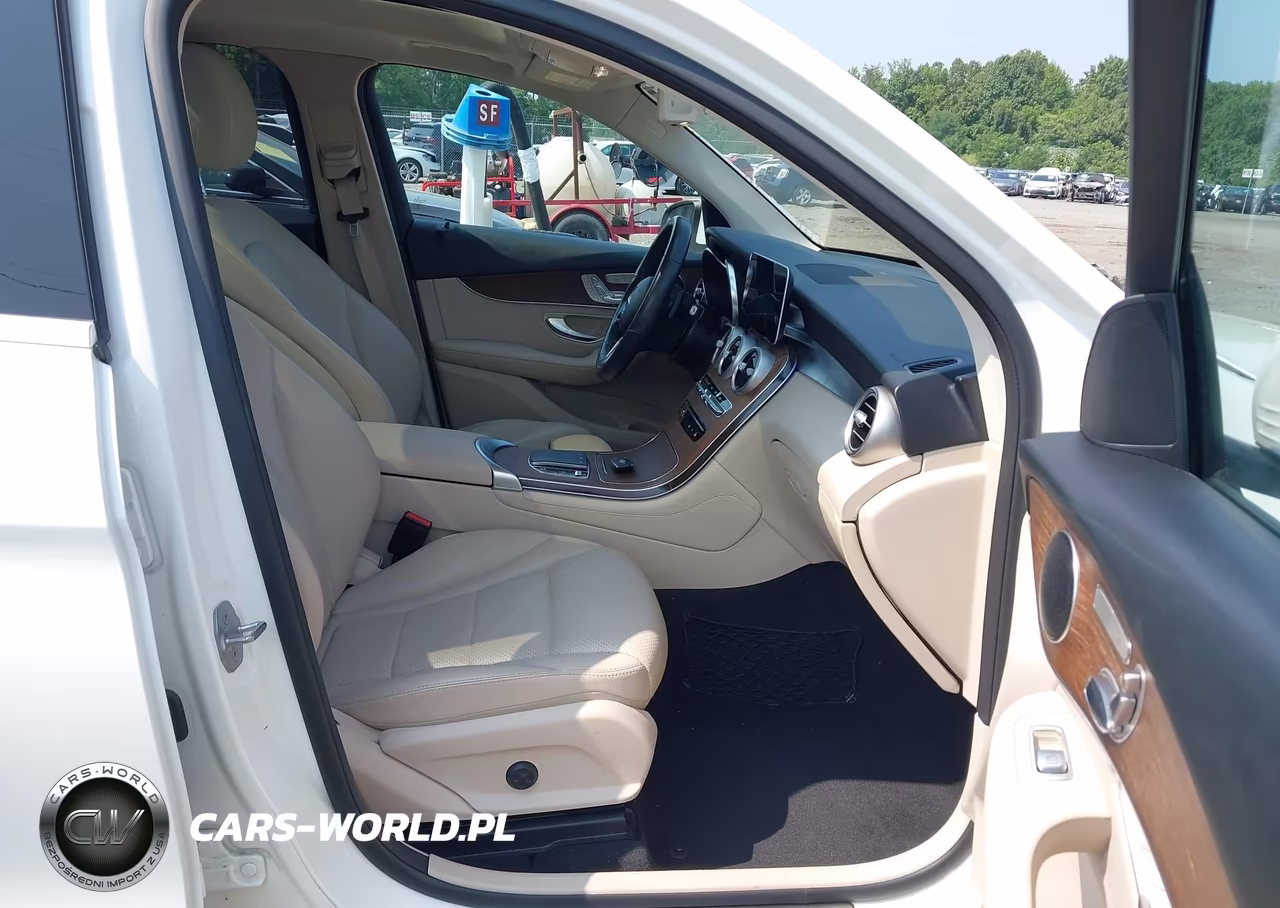 2020 Mercedes-Benz Glc 300 VIN:W1N0G8DB6LF858105 - 5