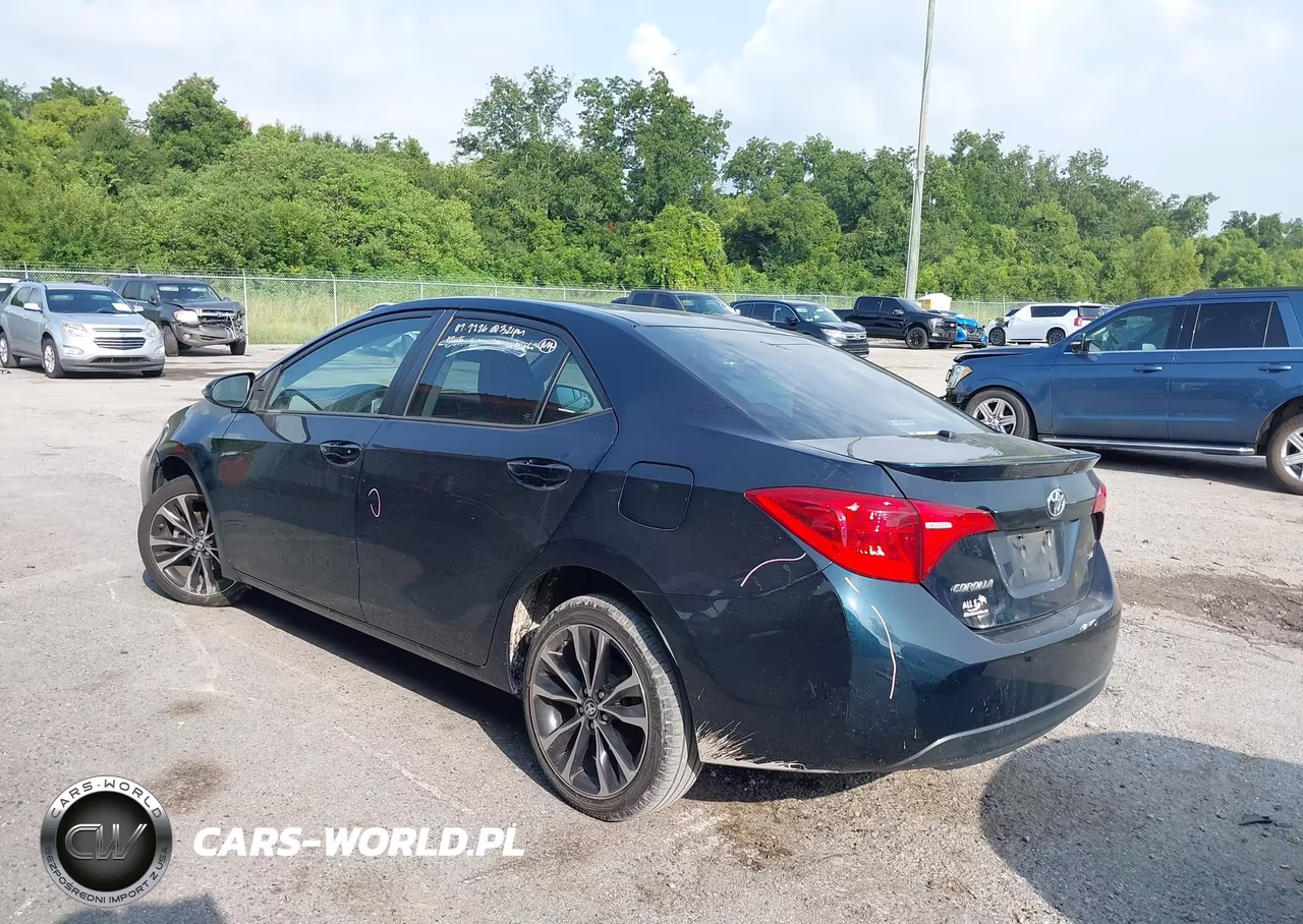 2017 Toyota Corolla Se VIN:2T1BURHEXHC848938 - 3