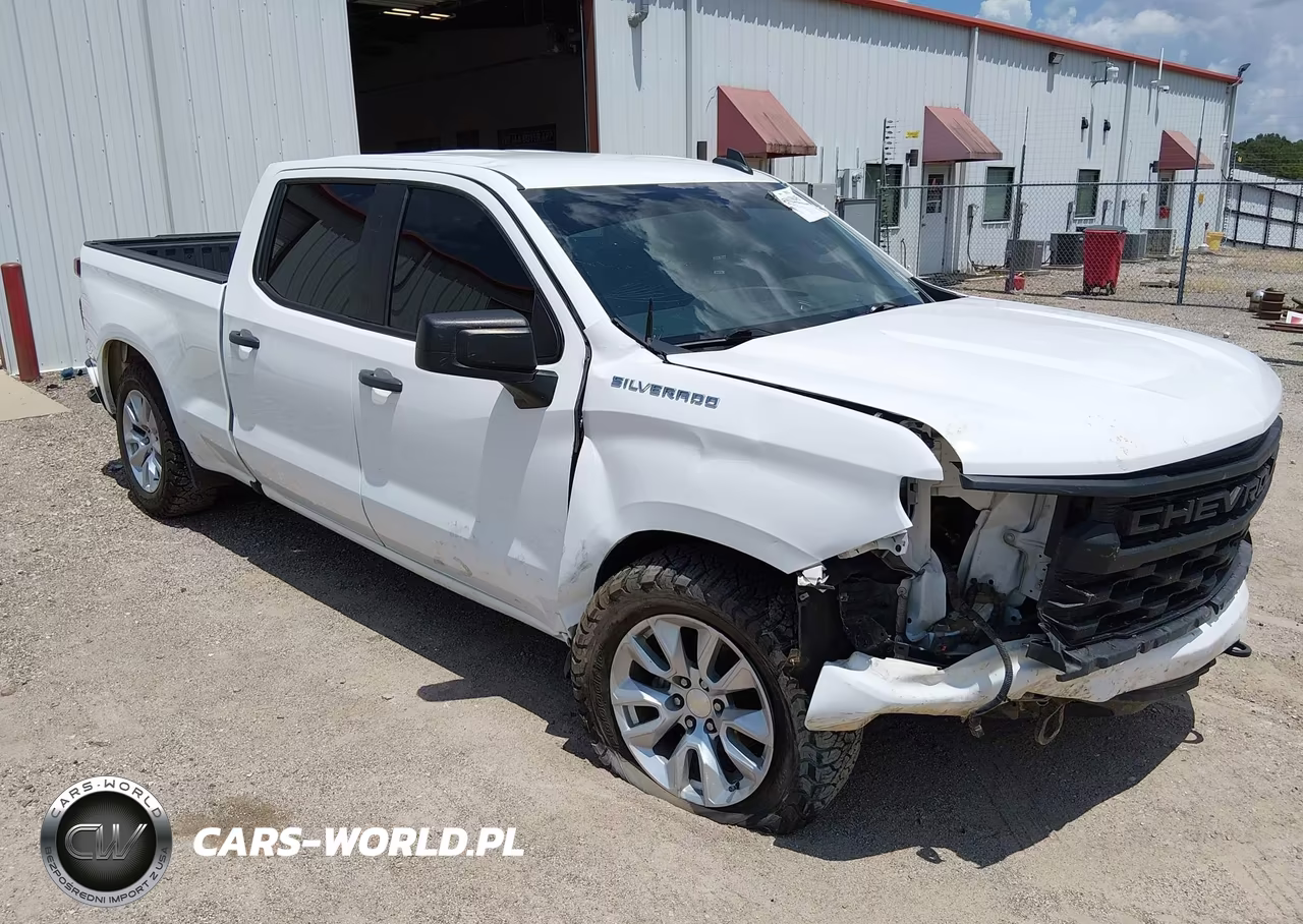 2022 Chevrolet Silverado 1500 4Wd Standard Bed Custom – zdjęcie 1 z 16