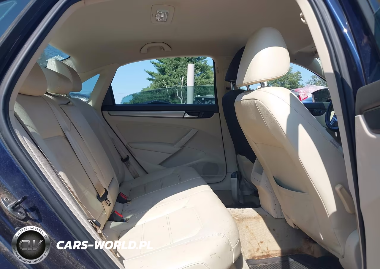 2014 Volkswagen Passat 1.8T Wolfsburg Edition VIN:1VWAS7A36EC119867 - 8
