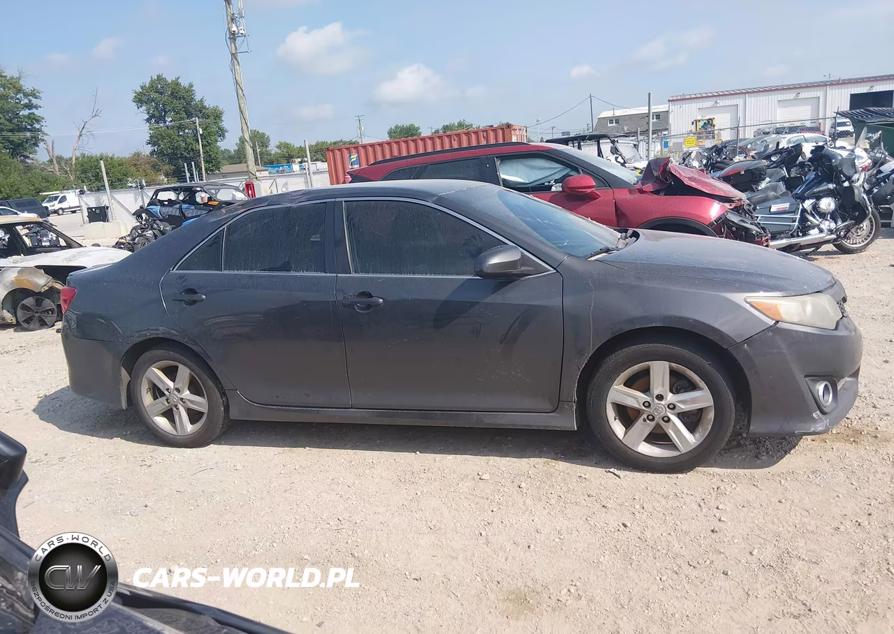2013 Toyota Camry Se VIN:4T1BF1FK6DU273072 - 13