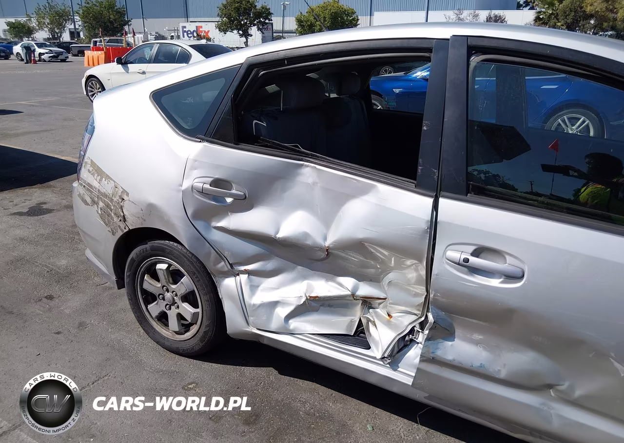 2005 Toyota Prius VIN:JTDKB20U450127164 - 6