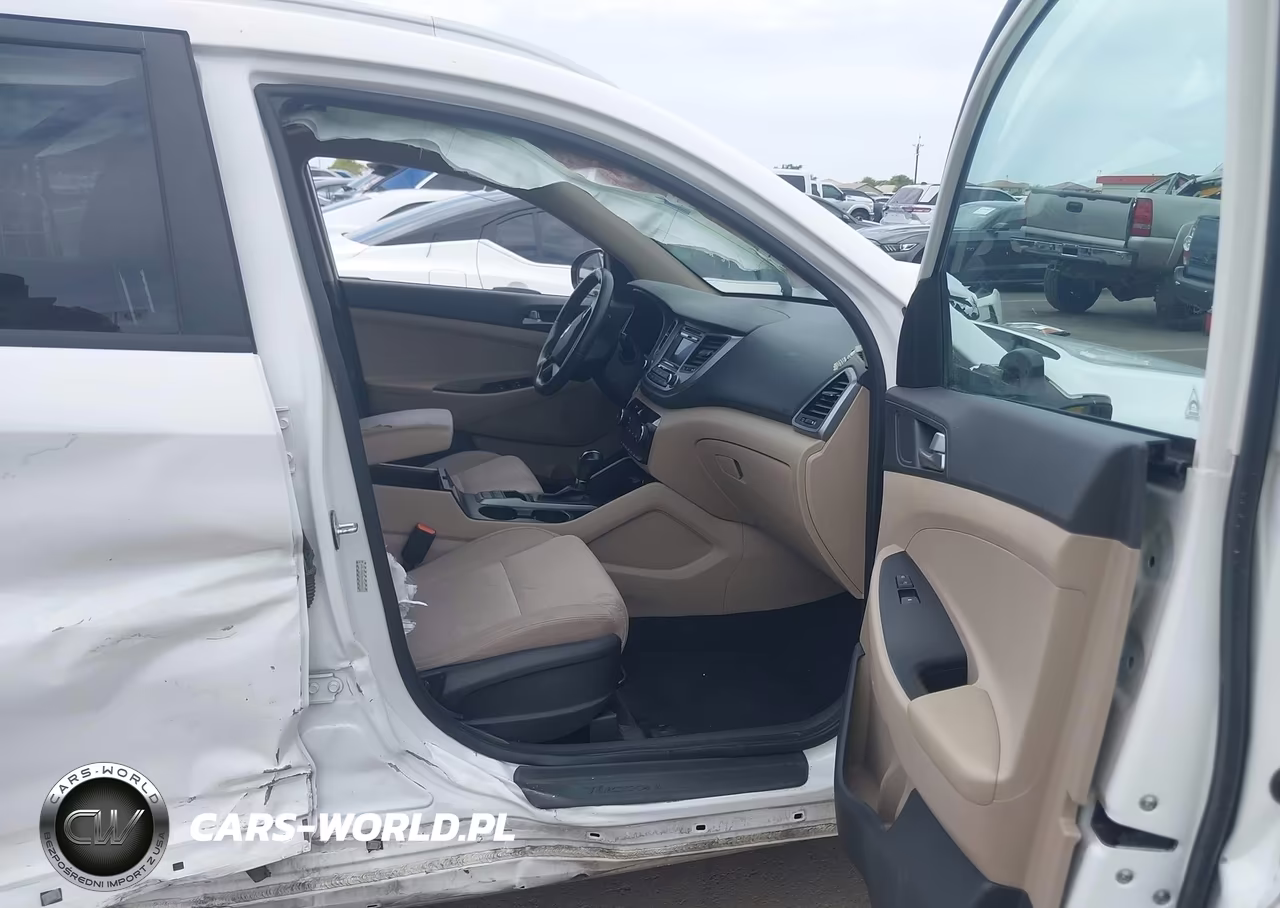 2016 Hyundai Tucson Sport VIN:KM8J33A28GU036840 - 5