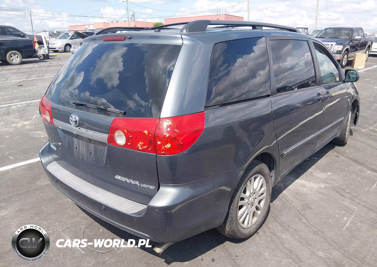 2010 Toyota Sienna Limited VIN:5TDYK4CC4AS289084 - 4