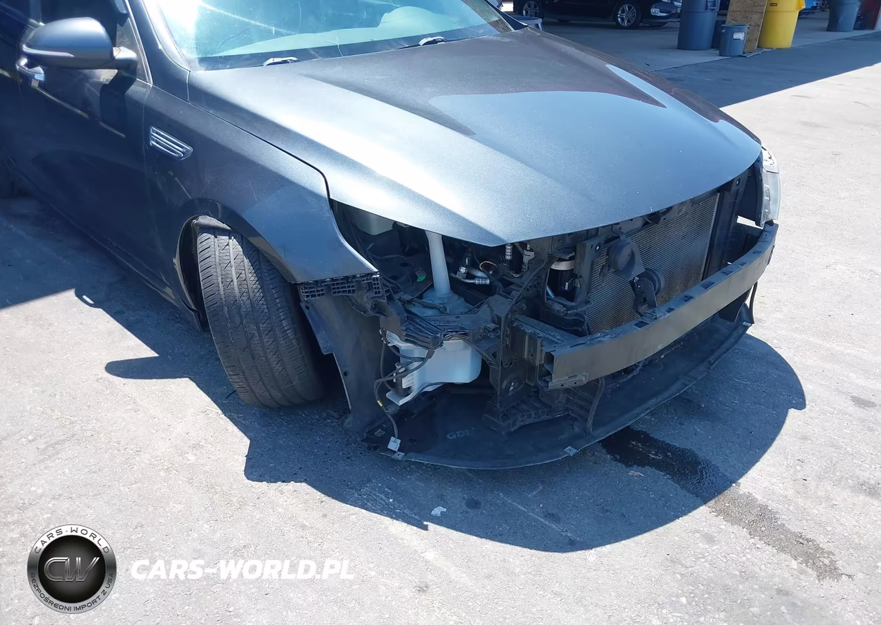 2020 Kia Optima S VIN:5XXGT4L36LG408136 - 6