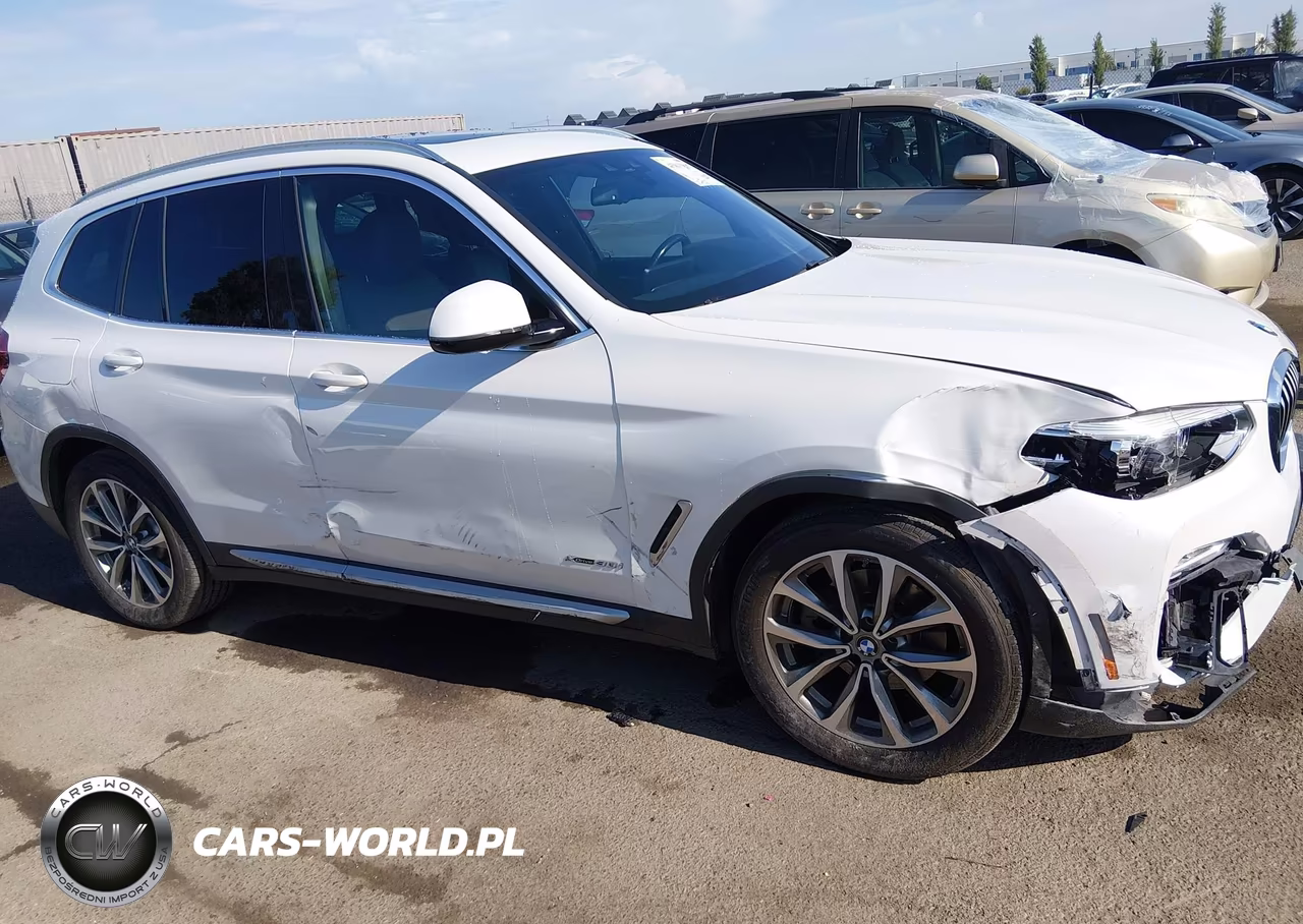 2018 BMW X3 xDrive30I VIN:5UXTR9C50JLD63091 - 17