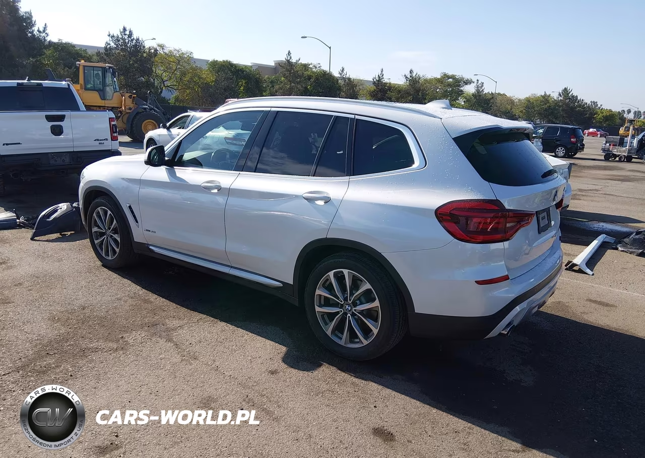 2018 BMW X3 xDrive30I VIN:5UXTR9C50JLD63091 - 3