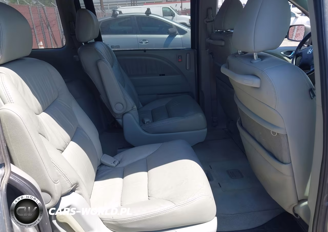 2007 Honda Odyssey Touring VIN:5FNRL38897B003355 - 8