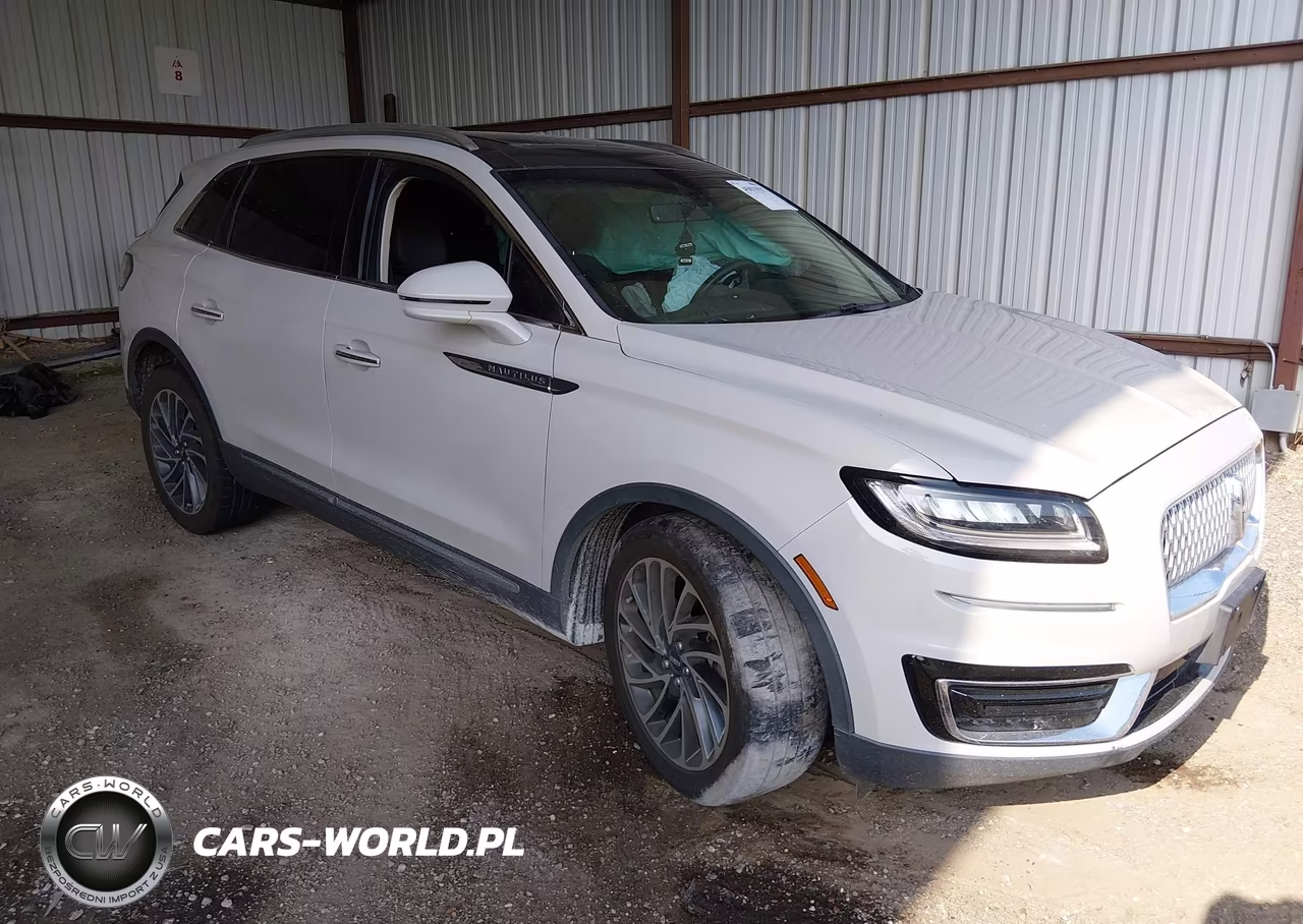2020 Lincoln Nautilus Reserve