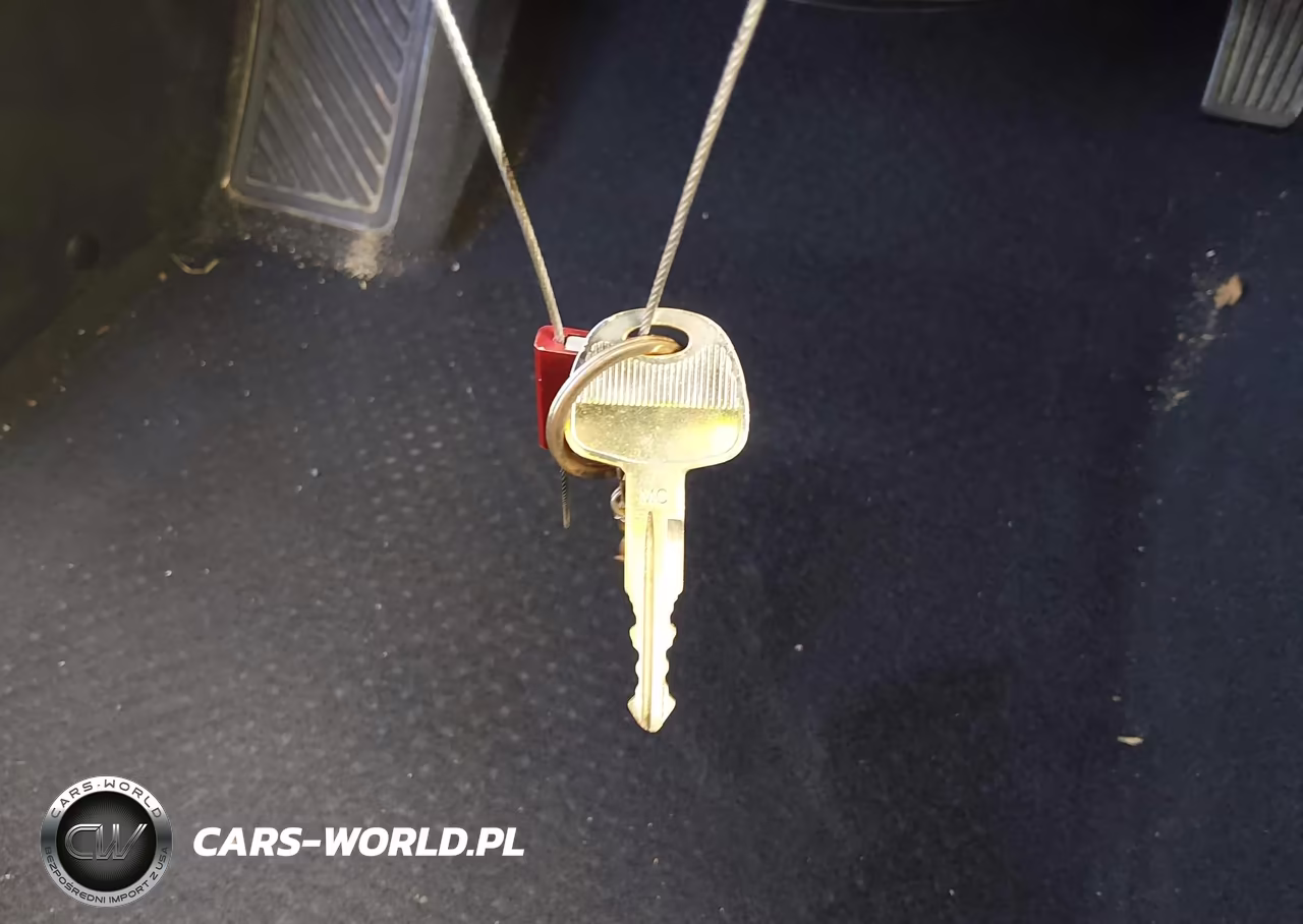 2010 Hyundai Accent Gls VIN:KMHCN4AC5AU428649 - 11