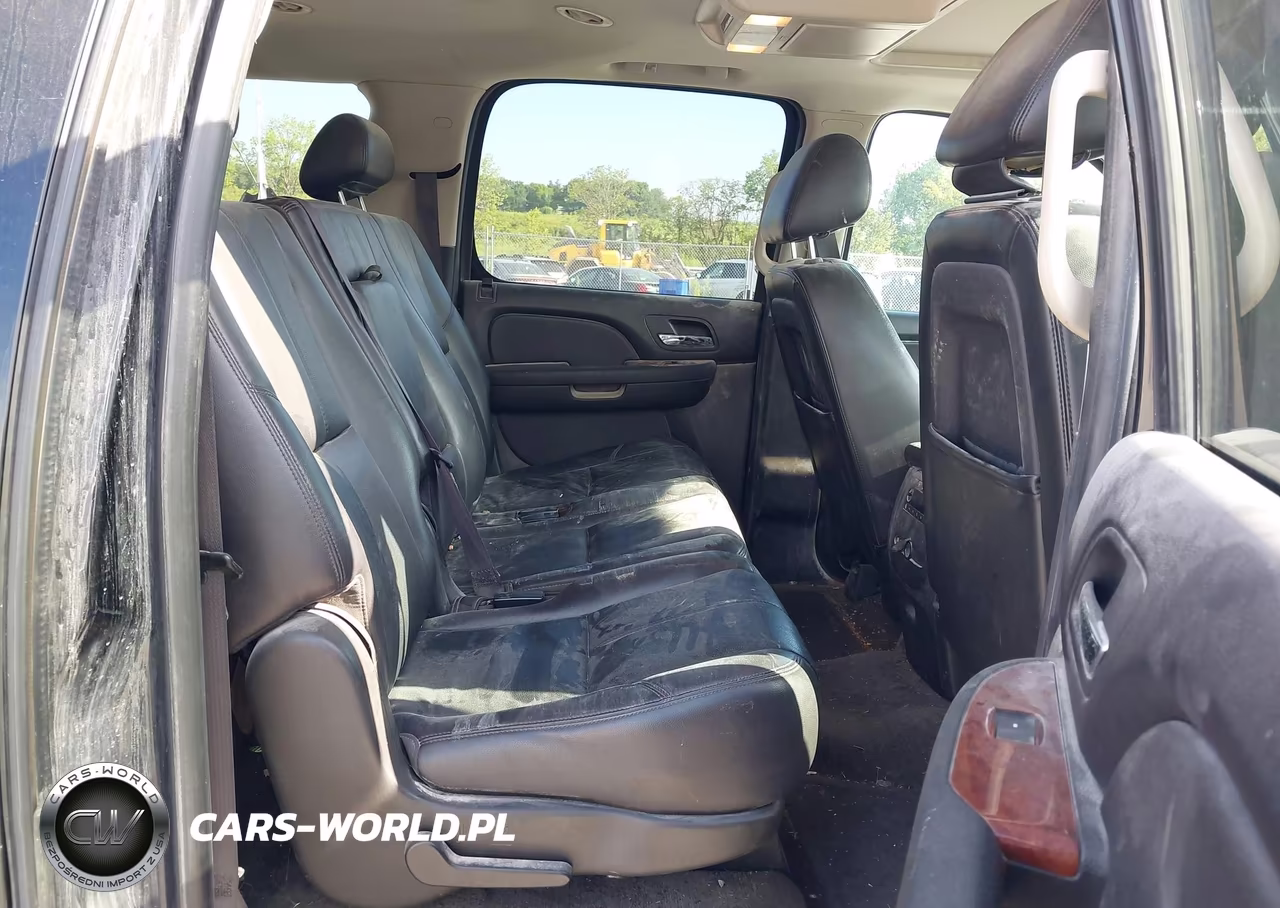 2010 Chevrolet Suburban 1500 Lt1 VIN:1GNUKJE36AR128851 - 8