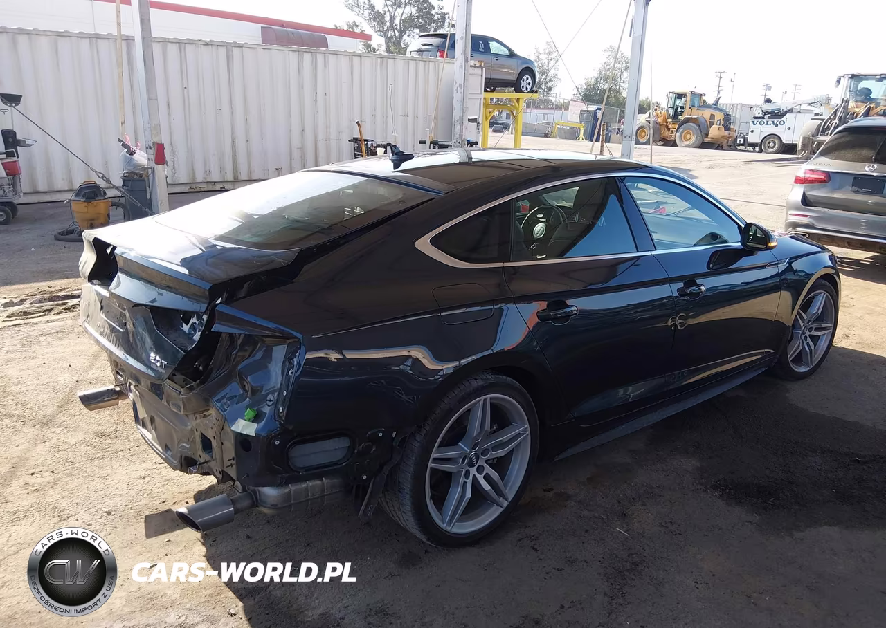 2018 Audi A5 2.0T Premium VIN:WAUENCF55JA044032 - 4