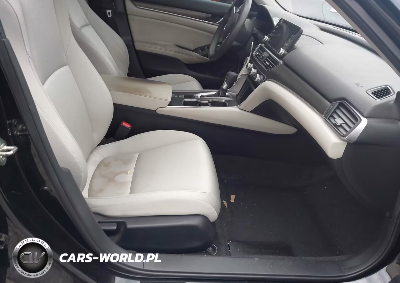 2018 Honda Accord Lx VIN:1HGCV1F15JA169982 - 5
