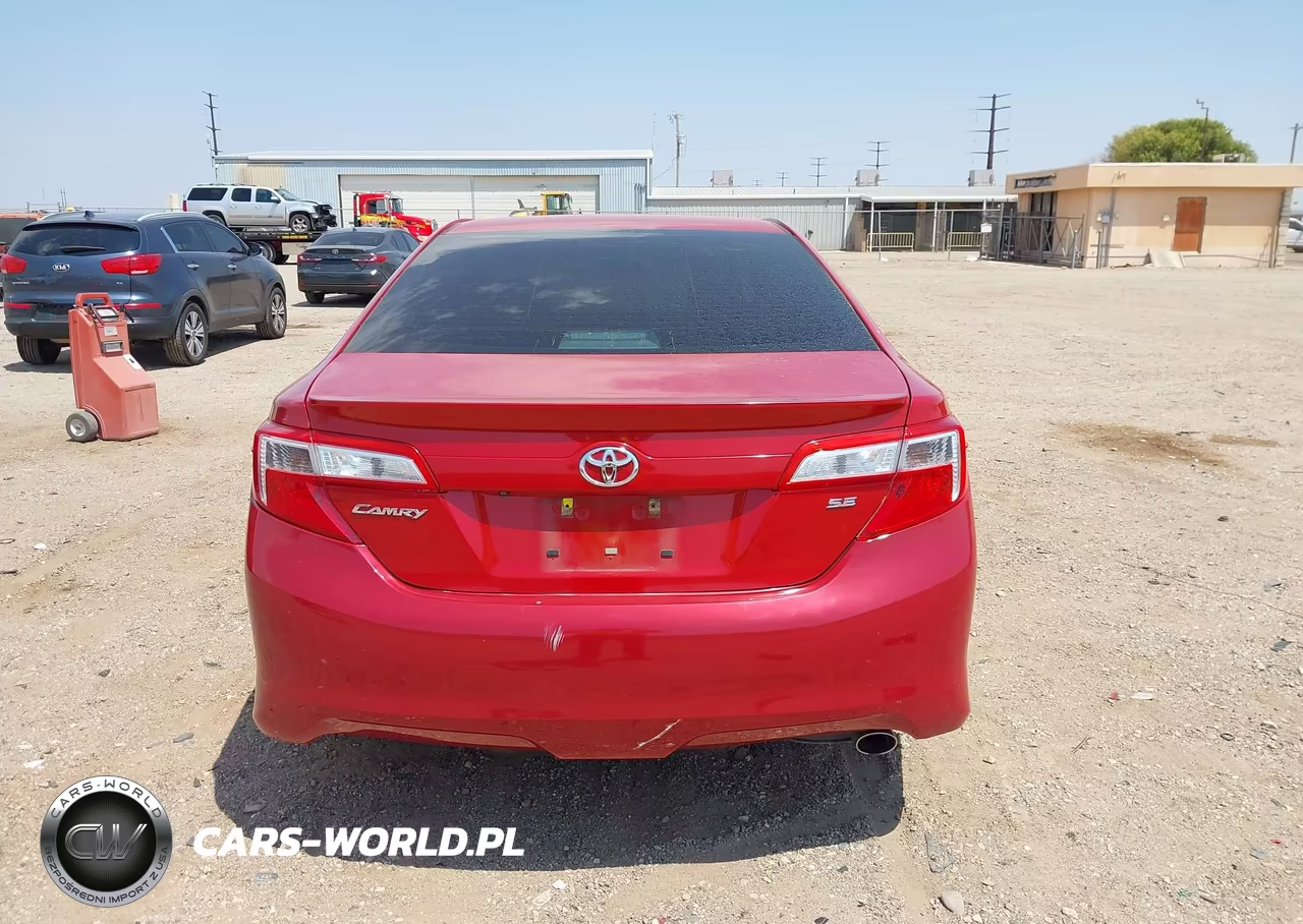 2014 Toyota Camry Se VIN:4T1BF1FK1EU794508 - 16