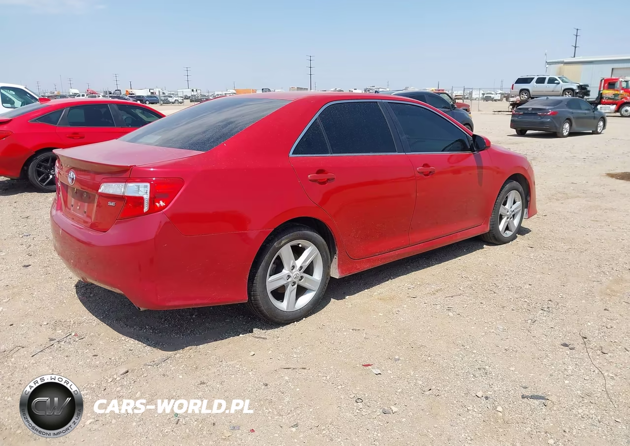 2014 Toyota Camry Se VIN:4T1BF1FK1EU794508 - 4