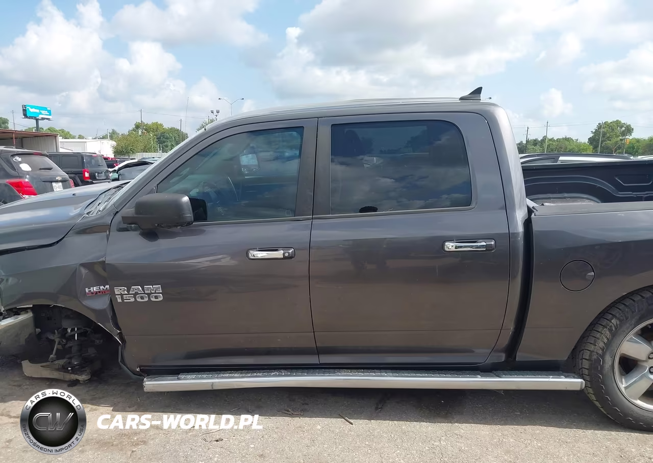 2015 Ram 1500 Lone Star VIN:1C6RR6LT5FS692606 - 15