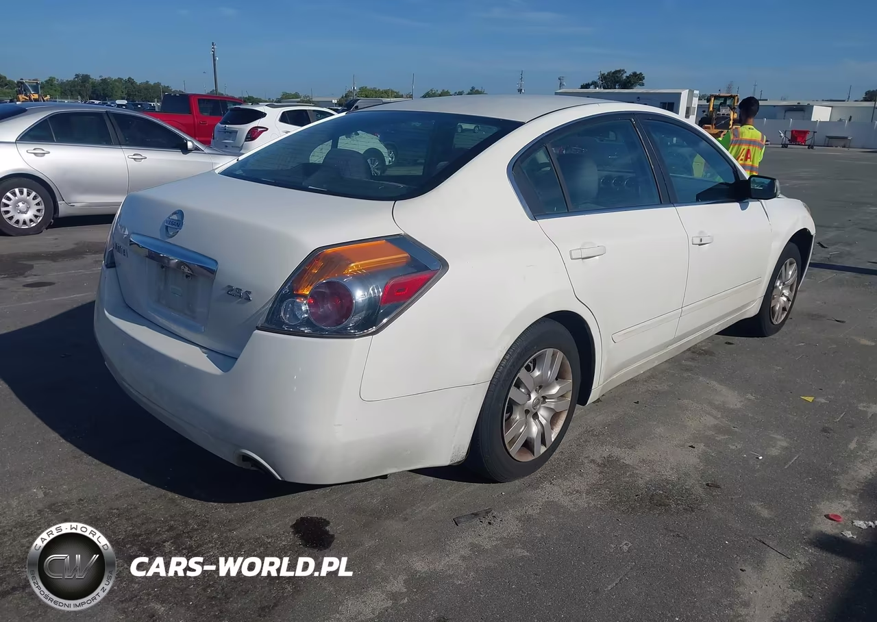 2012 Nissan Altima 2.5 S VIN:1N4AL2AP9CC195687 - 4