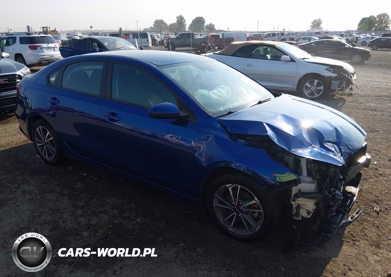 2024 Kia Forte Lxs