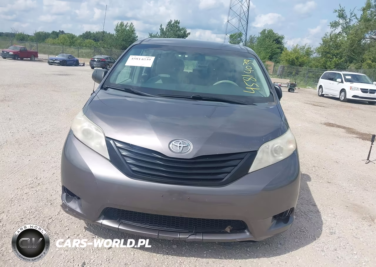2012 Toyota Sienna Base V6 7 Passenger VIN:5TDZK3DC9CS216762 - 12