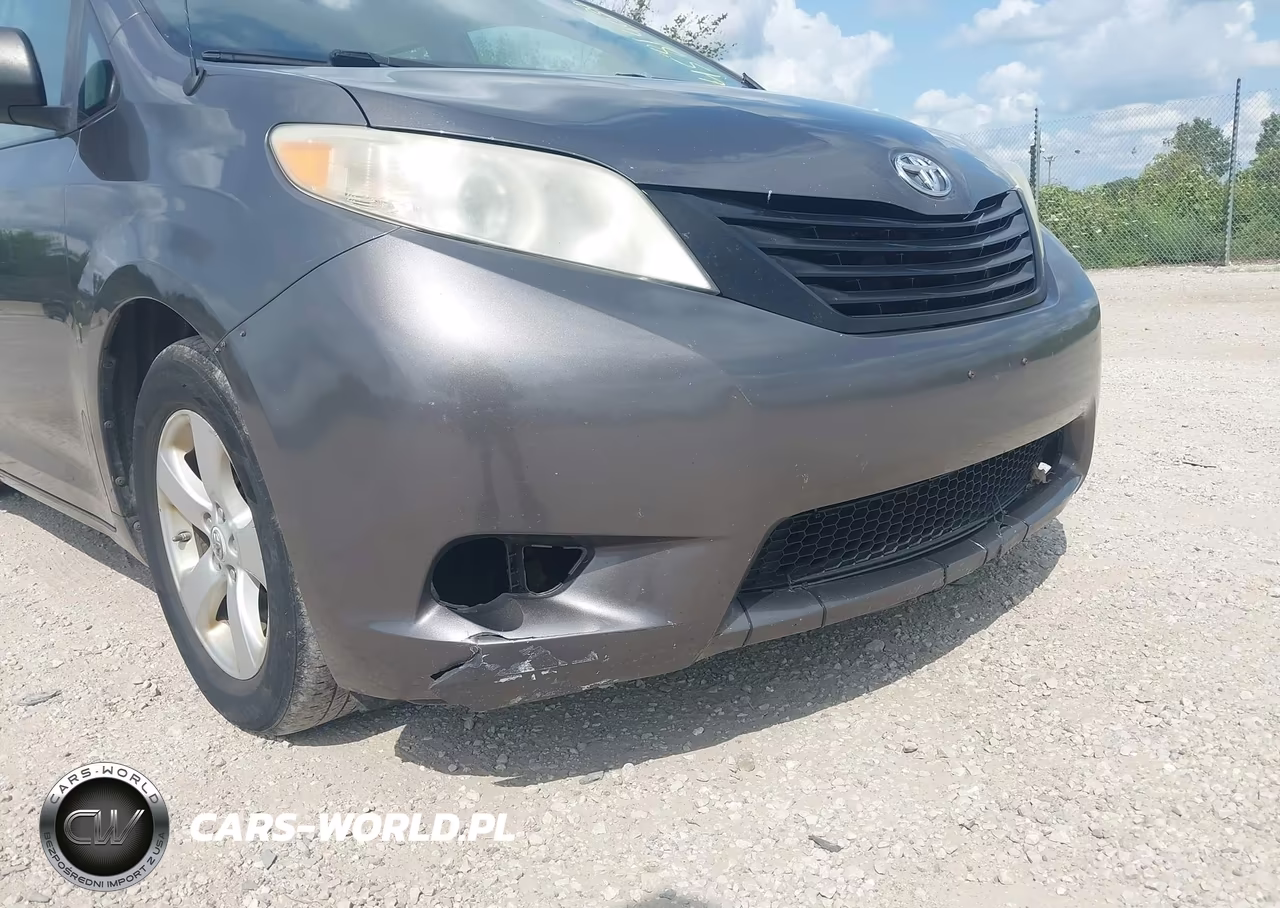 2012 Toyota Sienna Base V6 7 Passenger VIN:5TDZK3DC9CS216762 - 6