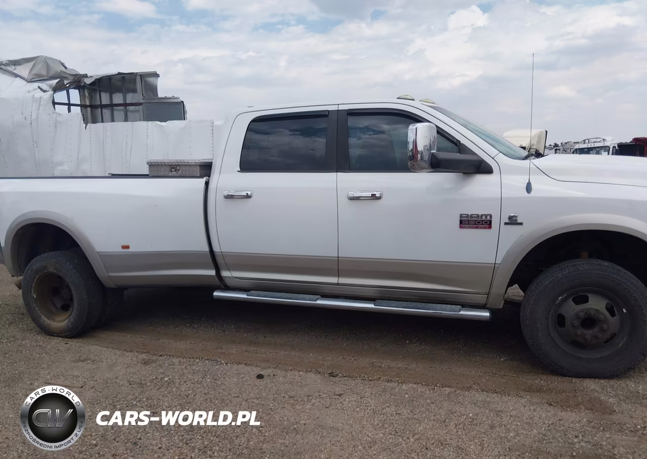 2010 Dodge Ram 3500 Laramie VIN:3D73Y4CL0AG157582 - 13
