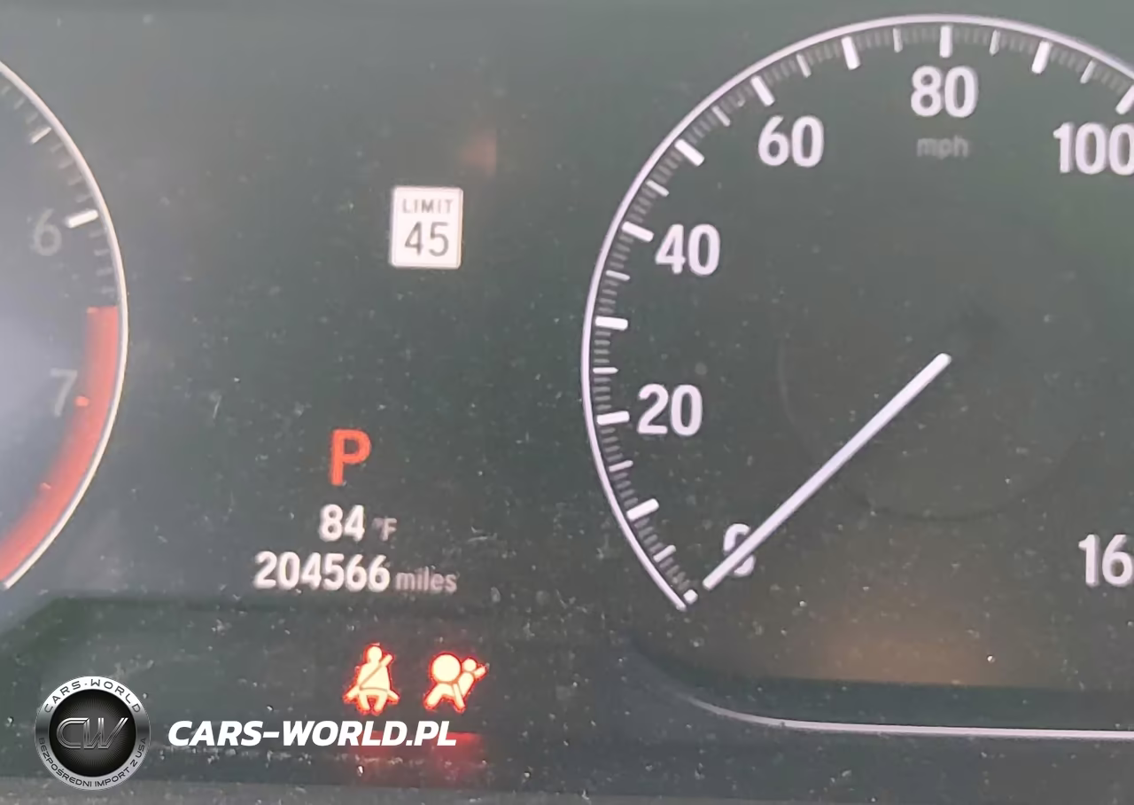 2018 Honda Accord Sport VIN:1HGCV1F3XJA225688 - 15