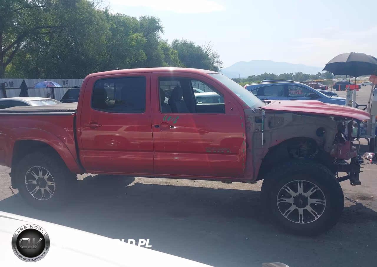 2012 Toyota Tacoma Base V6 VIN:3TMLU4EN5CM096271 - 14