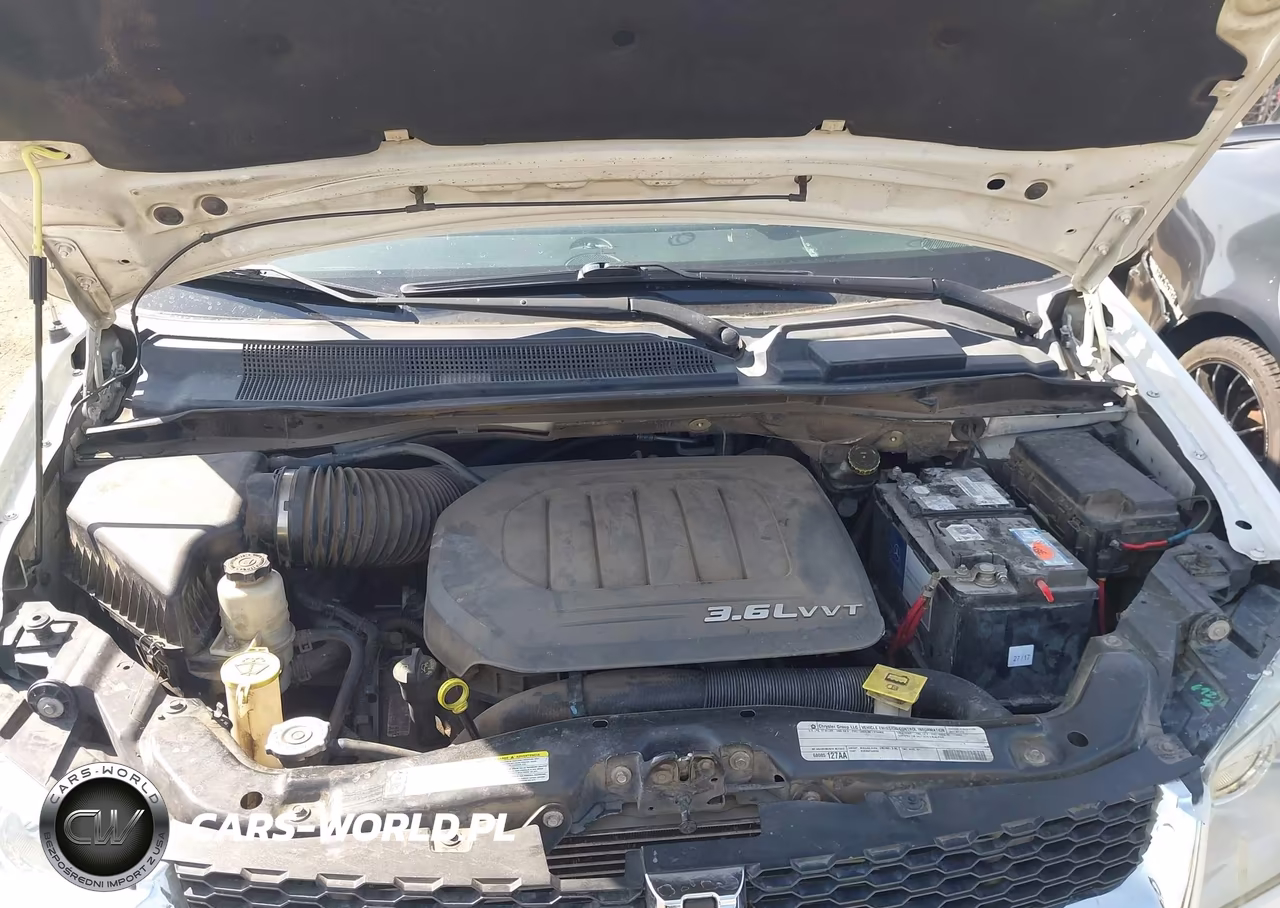 2011 Dodge Grand Caravan Crew VIN:2D4RN5DGXBR660801 - 10