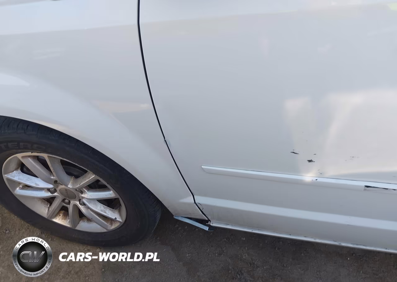 2011 Dodge Grand Caravan Crew VIN:2D4RN5DGXBR660801 - 14