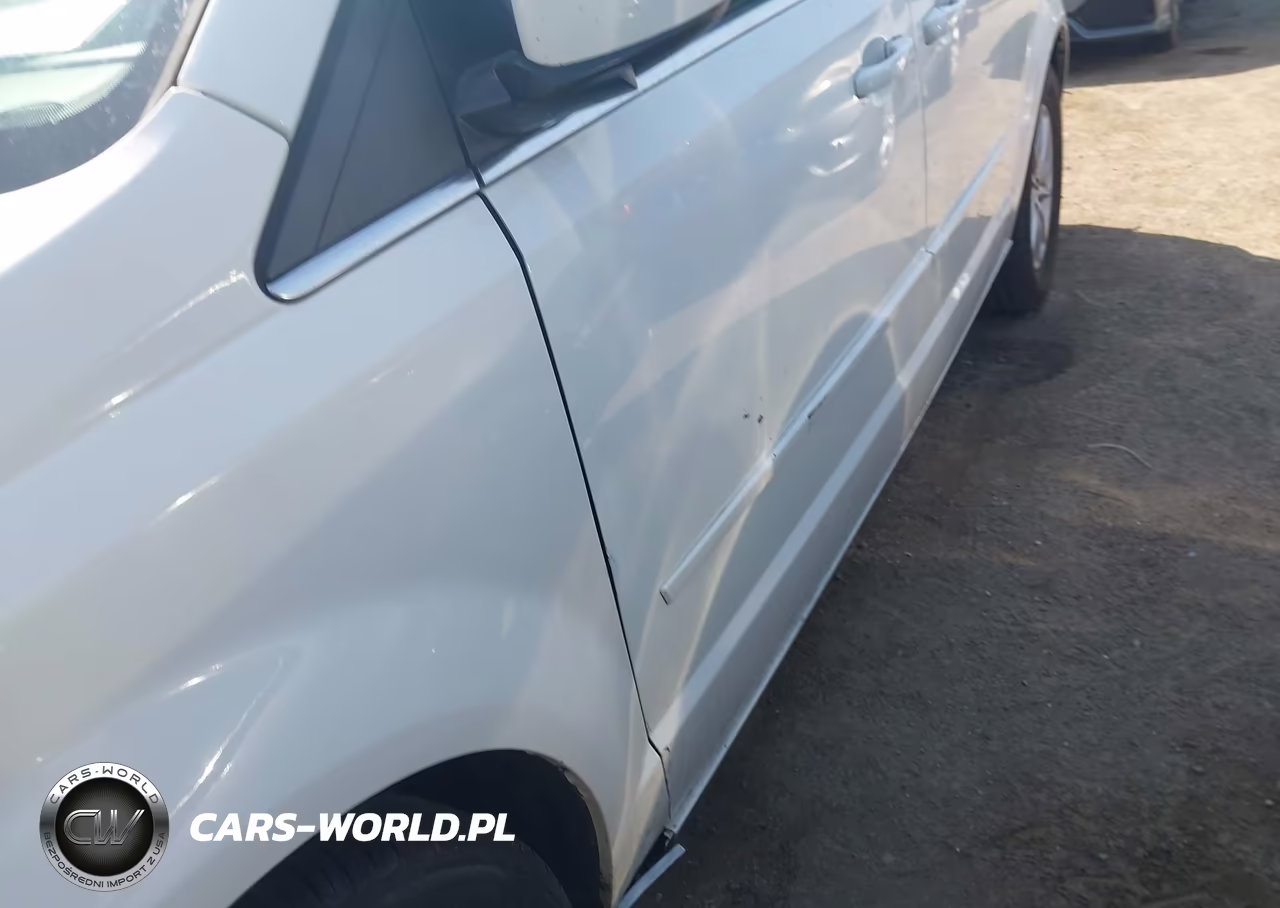 2011 Dodge Grand Caravan Crew VIN:2D4RN5DGXBR660801 - 16