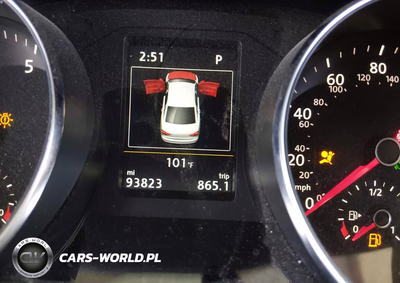 2019 Volkswagen Passat 2.0T Wolfsburg Edition VIN:1VWLA7A34KC005552 - 7