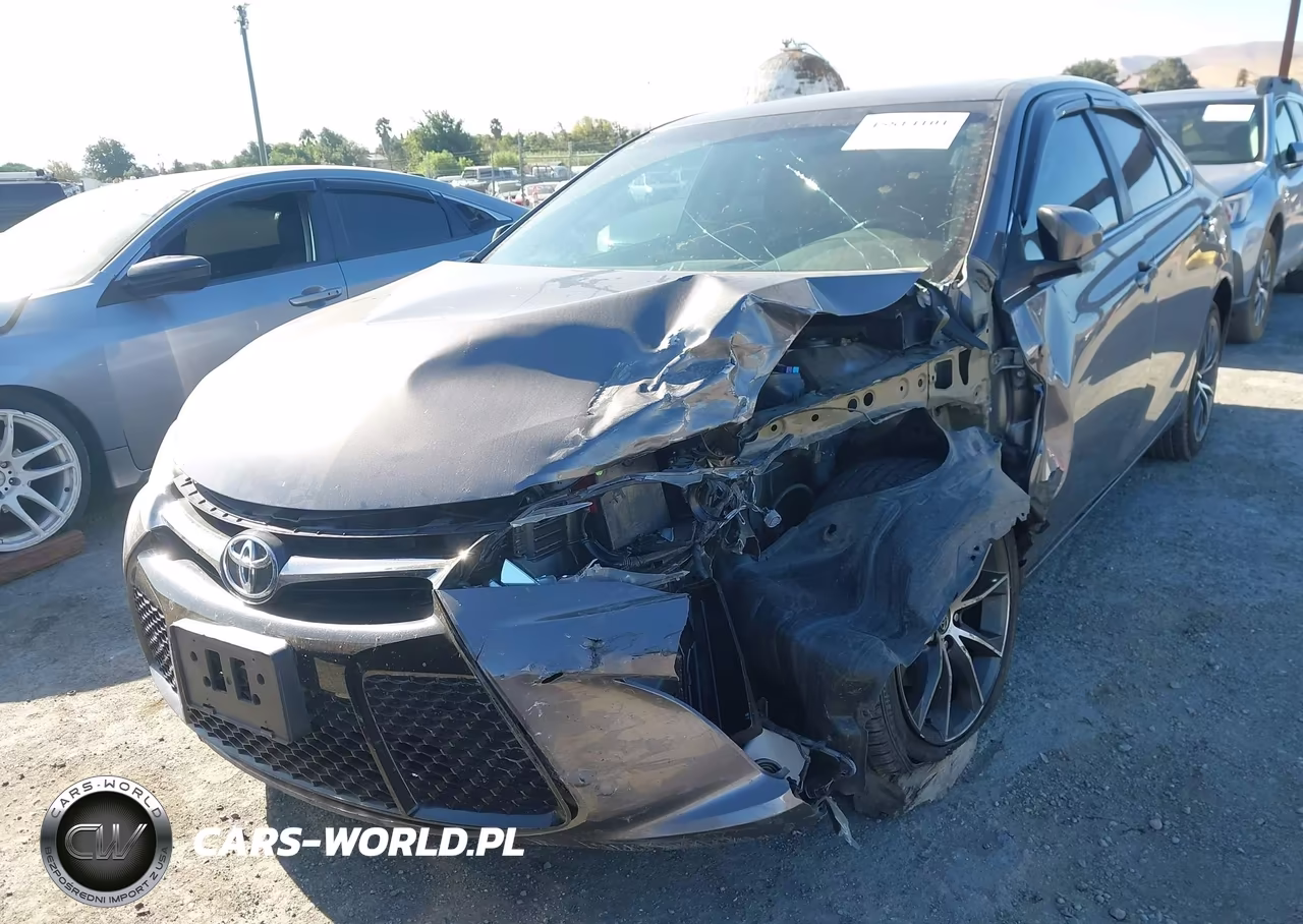 2016 Toyota Camry Xse VIN:4T1BF1FK1GU202169 - 13