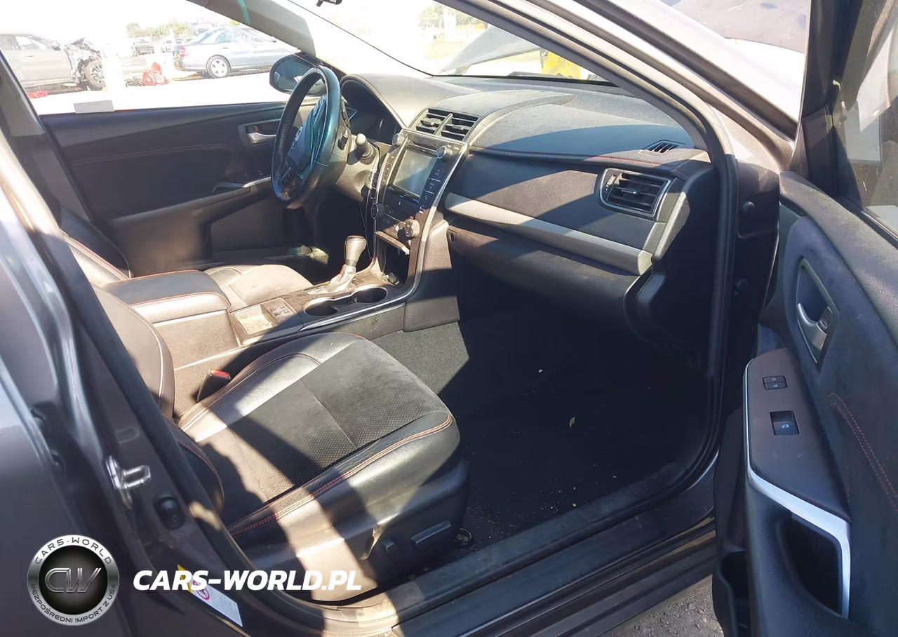 2016 Toyota Camry Xse VIN:4T1BF1FK1GU202169 - 5