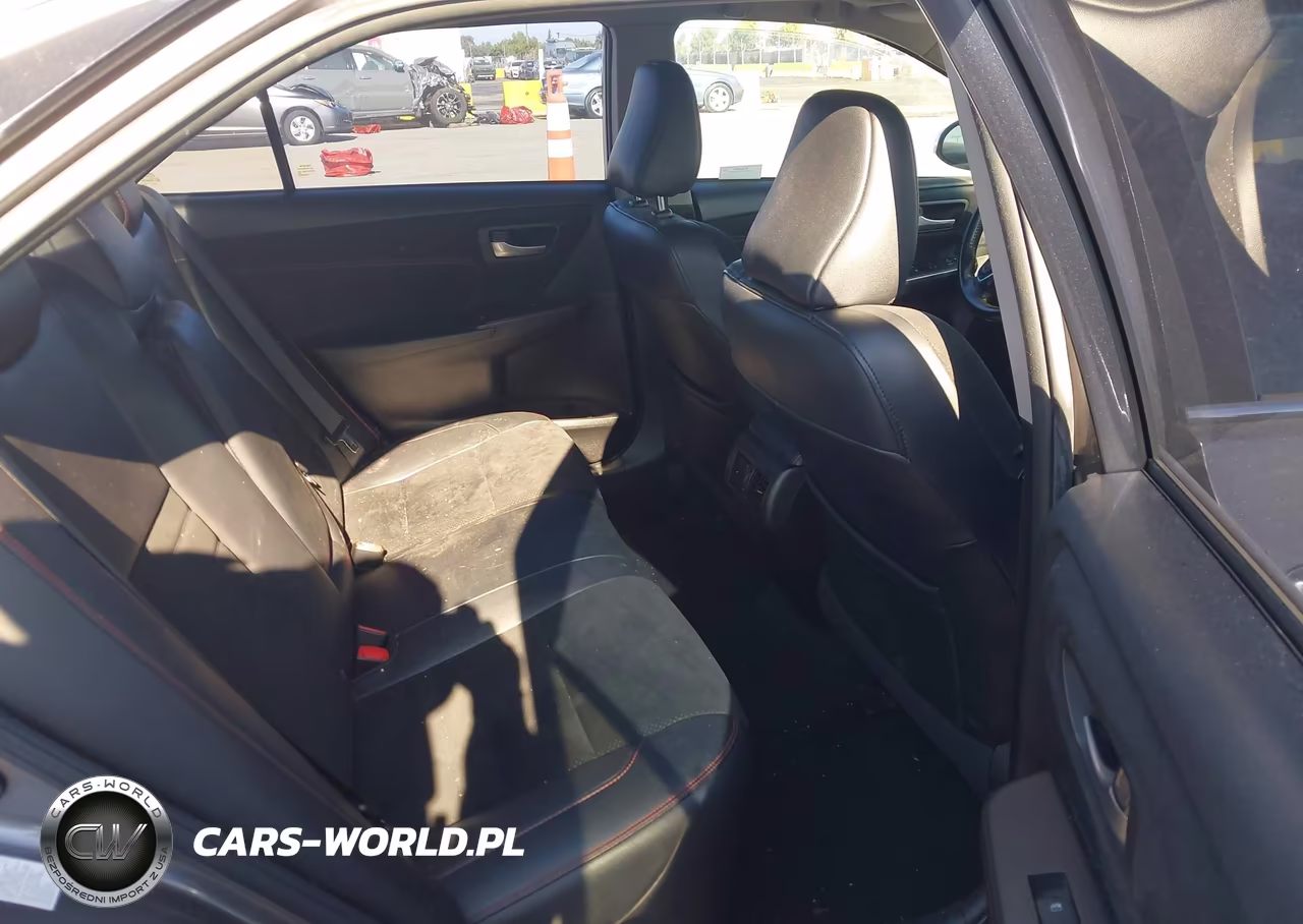2016 Toyota Camry Xse VIN:4T1BF1FK1GU202169 - 8