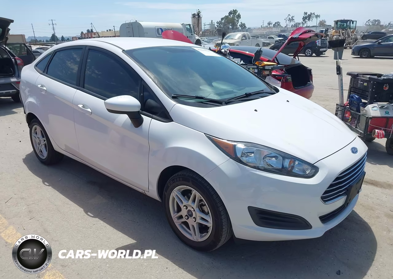 2018 Ford Fiesta Se – zdjęcie 1 z 17