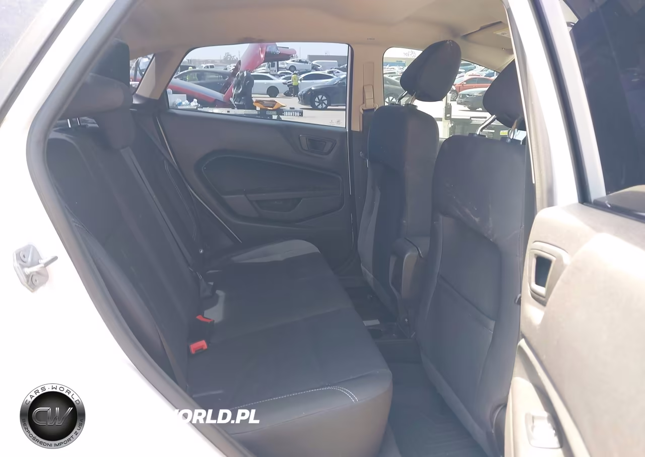 2018 Ford Fiesta Se VIN:3FADP4BJ3JM127257 - 8