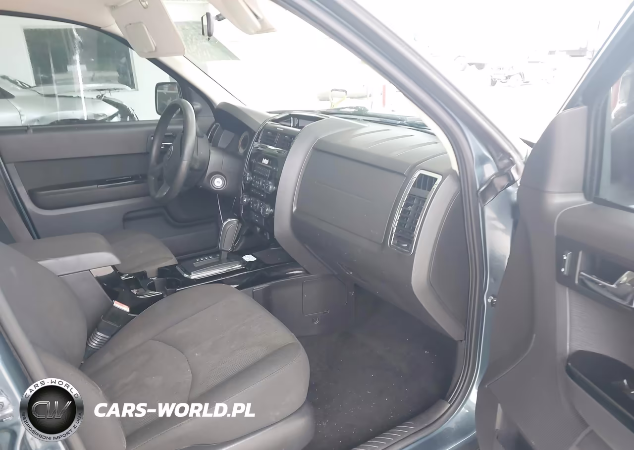 2011 Mazda Tribute I Sport VIN:4F2CY0C74BKM00651 - 5