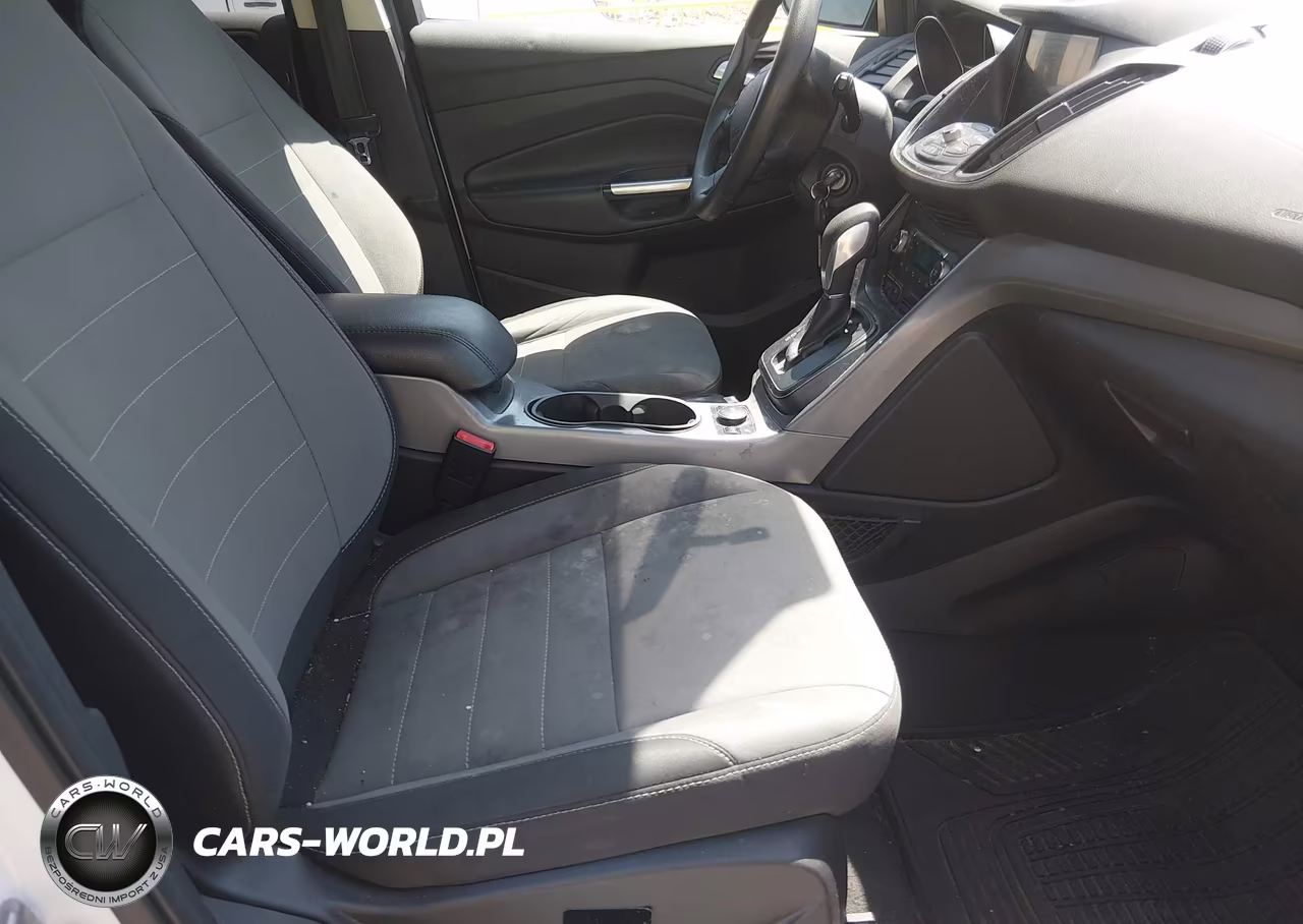 2016 Ford Escape Se VIN:1FMCU9G95GUB61016 - 5
