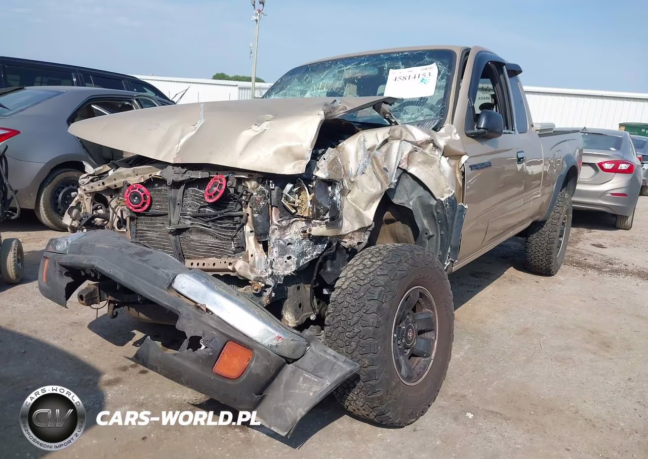 1998 Toyota Tacoma Base V6 VIN:4TAWN72N3WZ135812 - 2