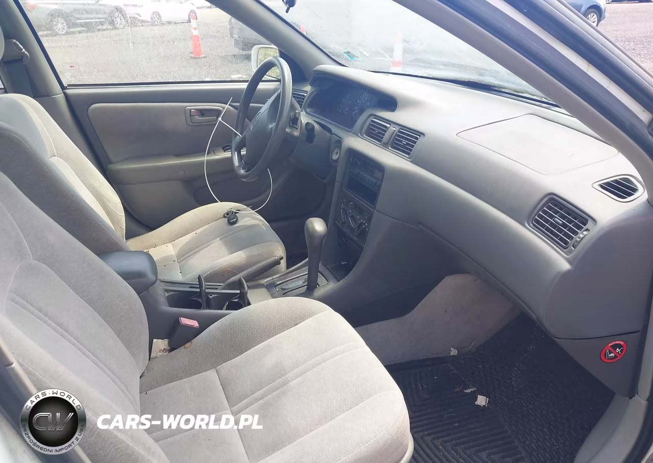 1997 Toyota Camry Le VIN:4T1BG22K9VU748658 - 5