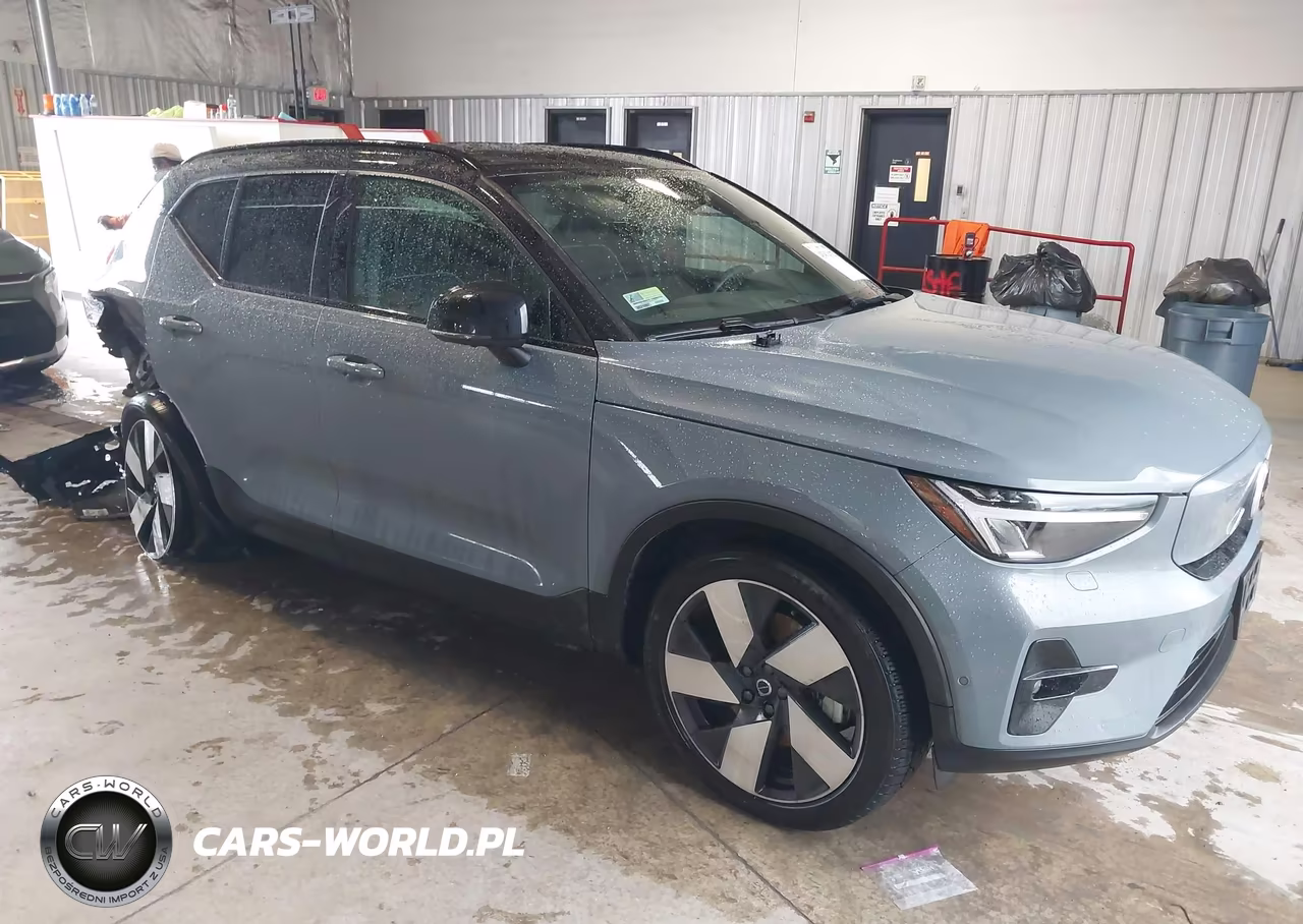 2023 Volvo Xc40 Recharge Pure Electric Twin Ultimate VIN:YV4ED3UM6P2990964 - 1