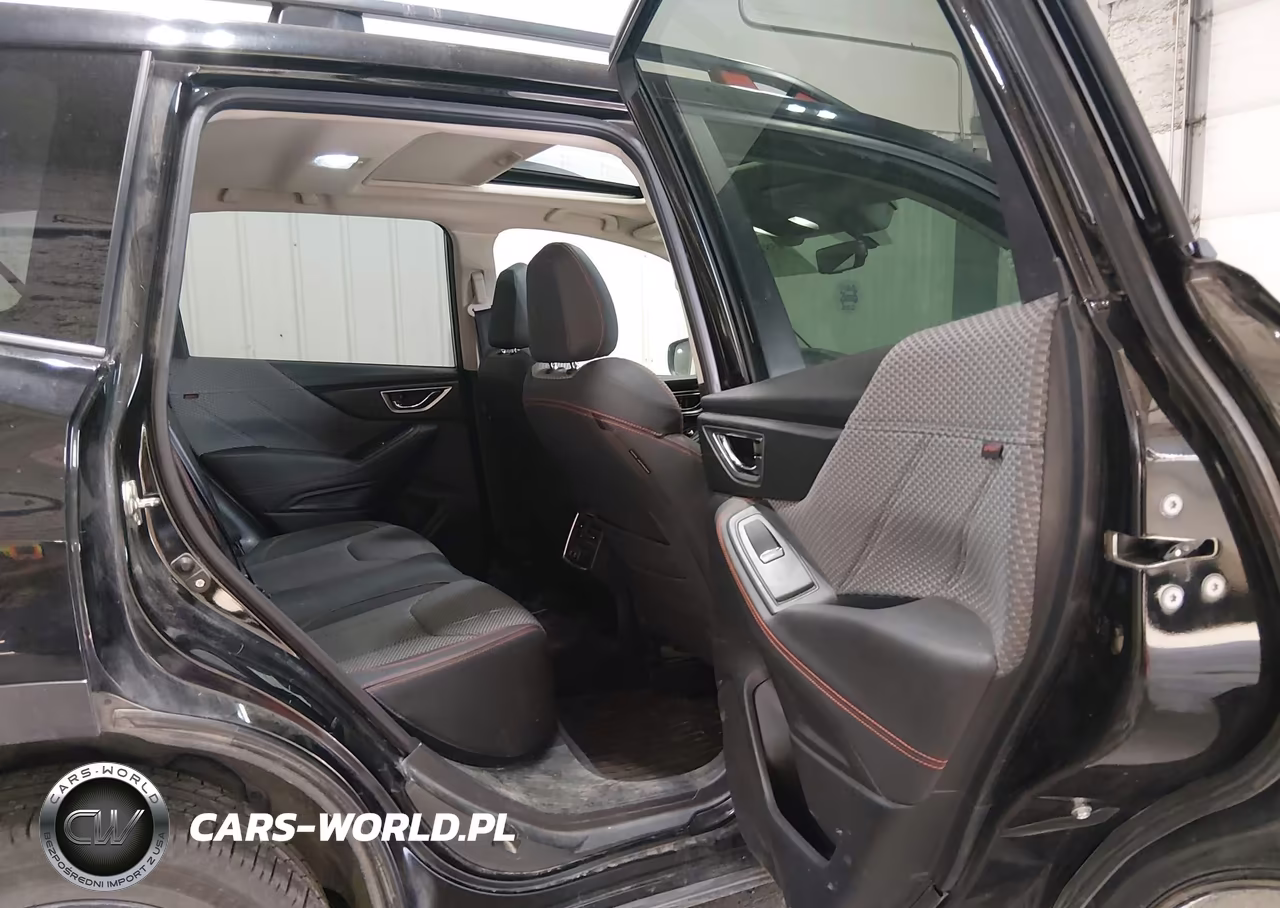 2019 Subaru Forester Sport VIN:JF2SKAPC4KH423629 - 8
