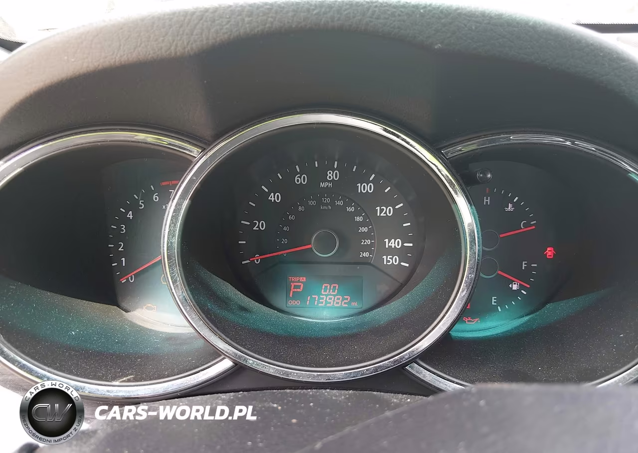 2013 Kia Sorento Lx VIN:5XYKT4A67DG331863 - 7
