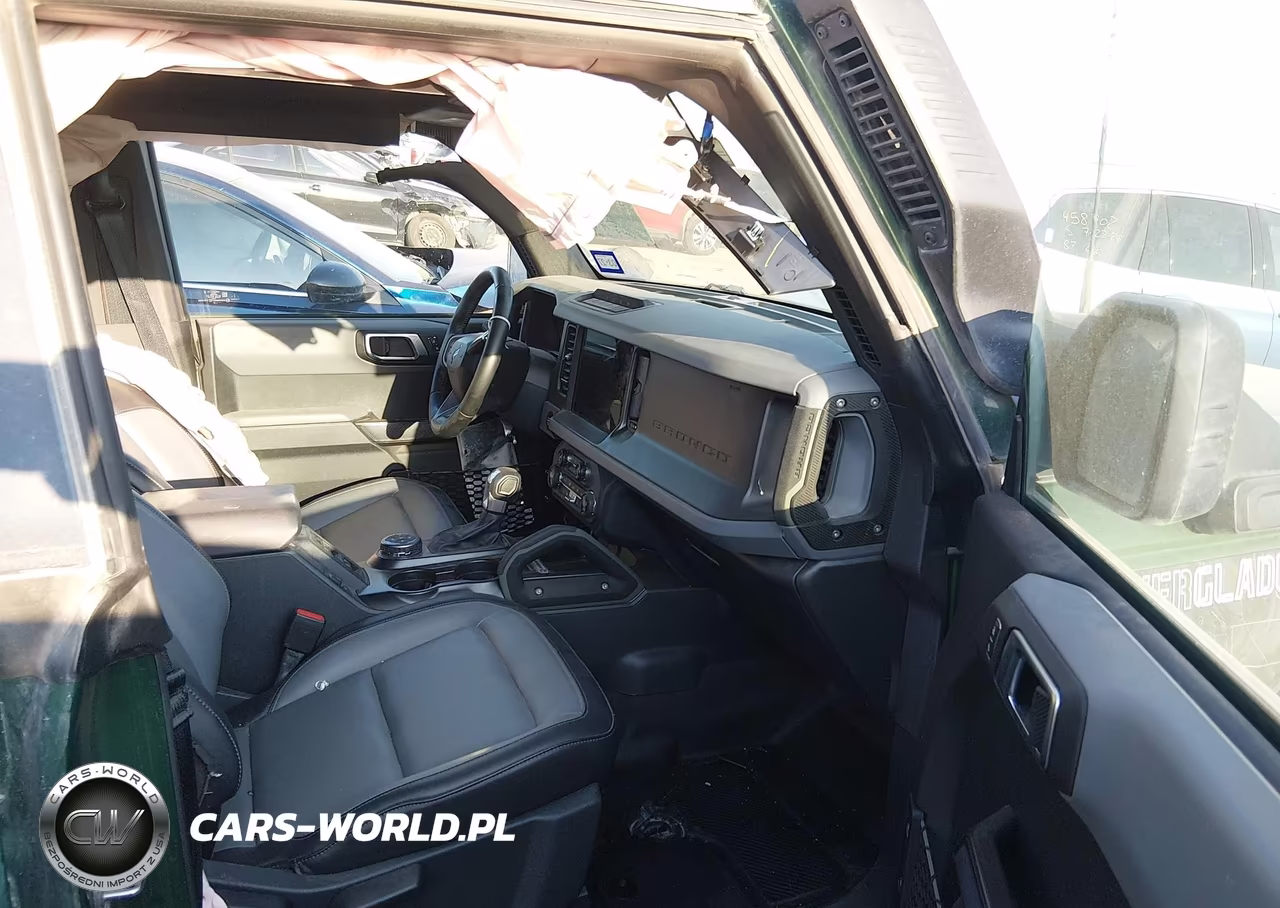 2024 Ford Bronco Everglades VIN:1FMEE4HH7RLA14784 - 5