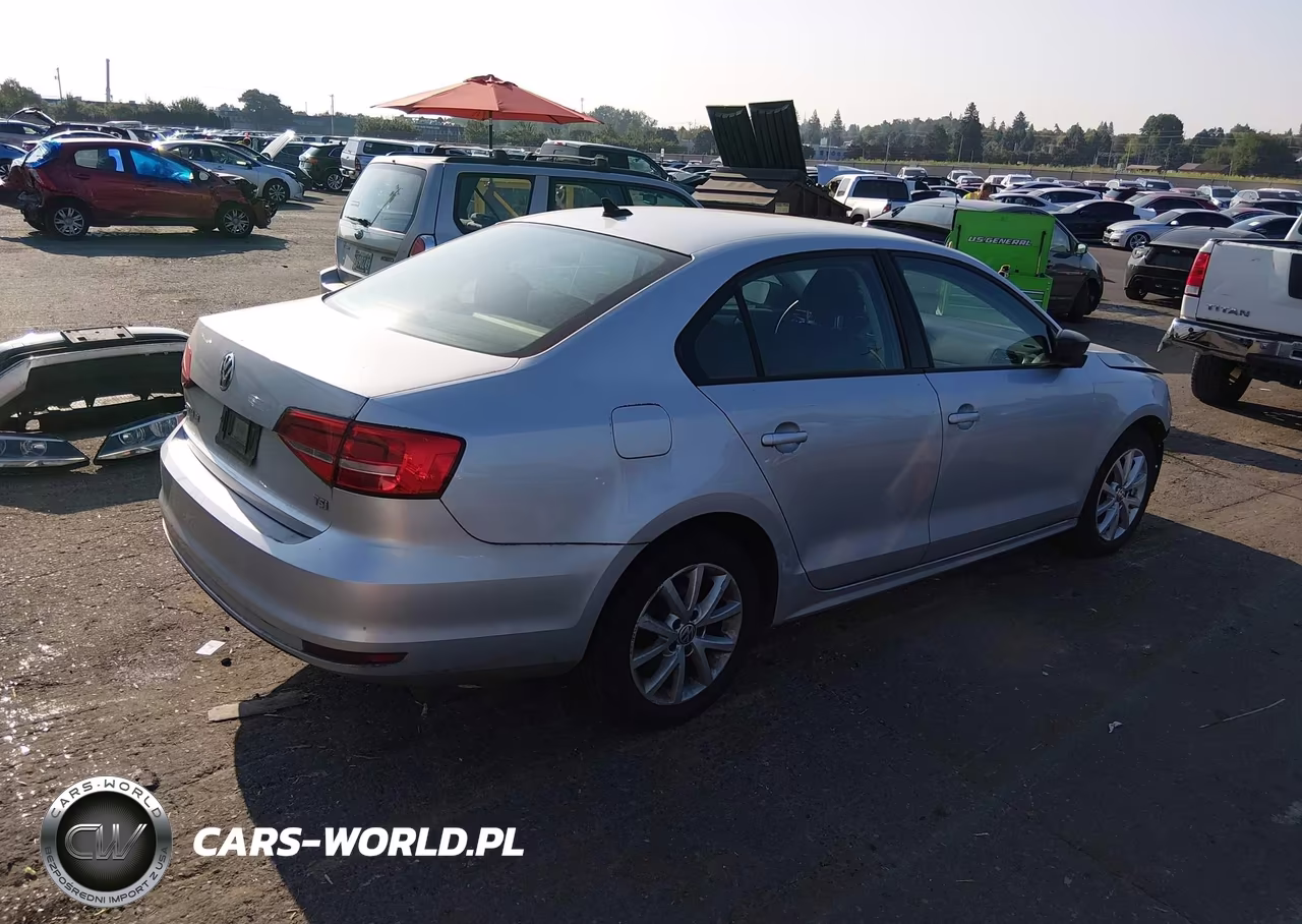 2015 Volkswagen Jetta 1.8T Se VIN:3VWD17AJ3FM323816 - 4